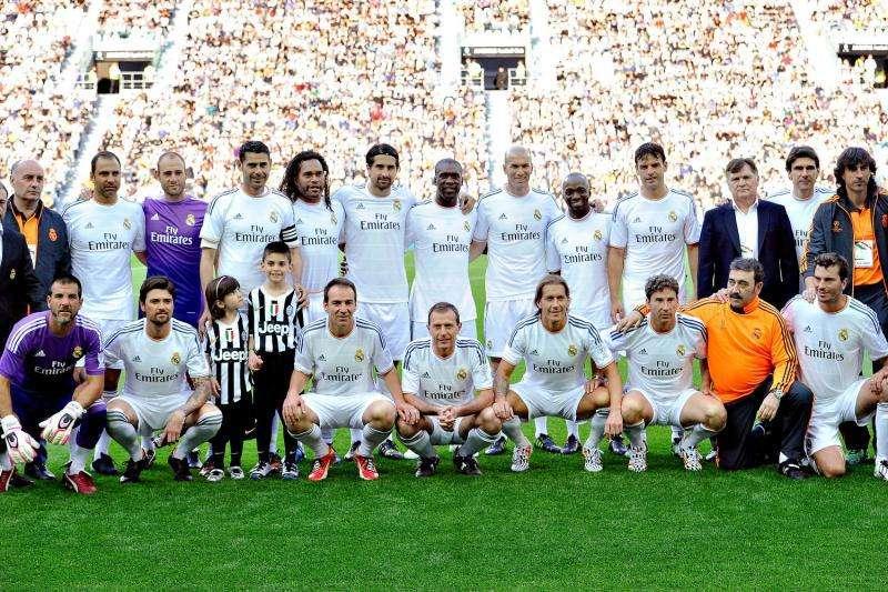 DESCANSO - Partido de leyendas: Real Madrid 1-2 F.C.Barcelona