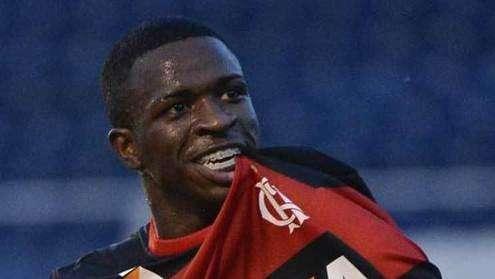 Marca: "Vinicius Junior pasa el control médico con el Real Madrid"