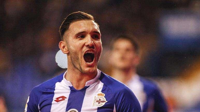 Emery, interesado en llevar a Lucas Pérez al PSG