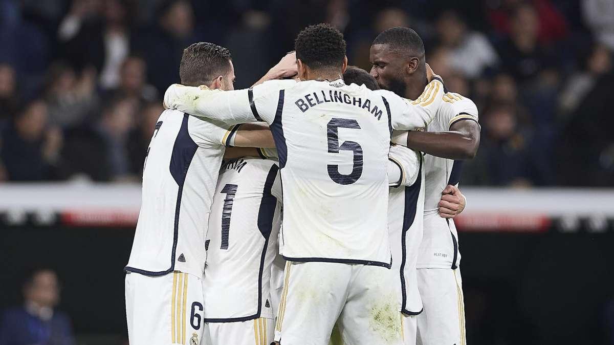 Así queda la carrera por el título liguero tras la victoria del Real Madrid