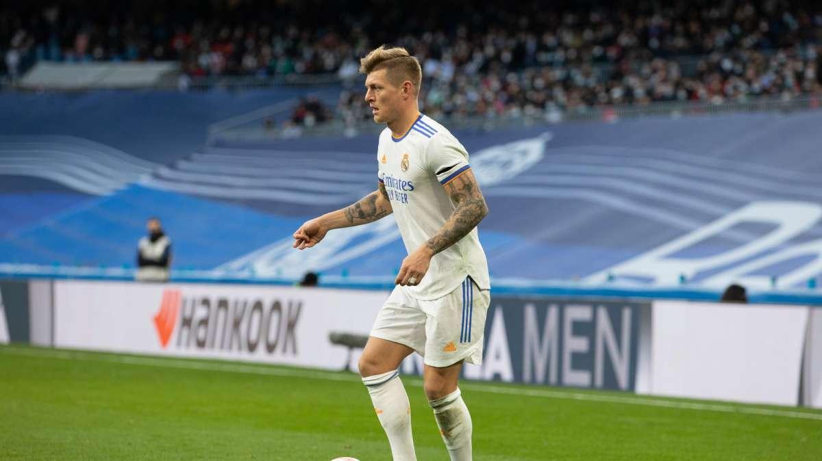Toni Kroos vuelve a ganarse a la afición del Real Madrid con otro gesto ejemplar