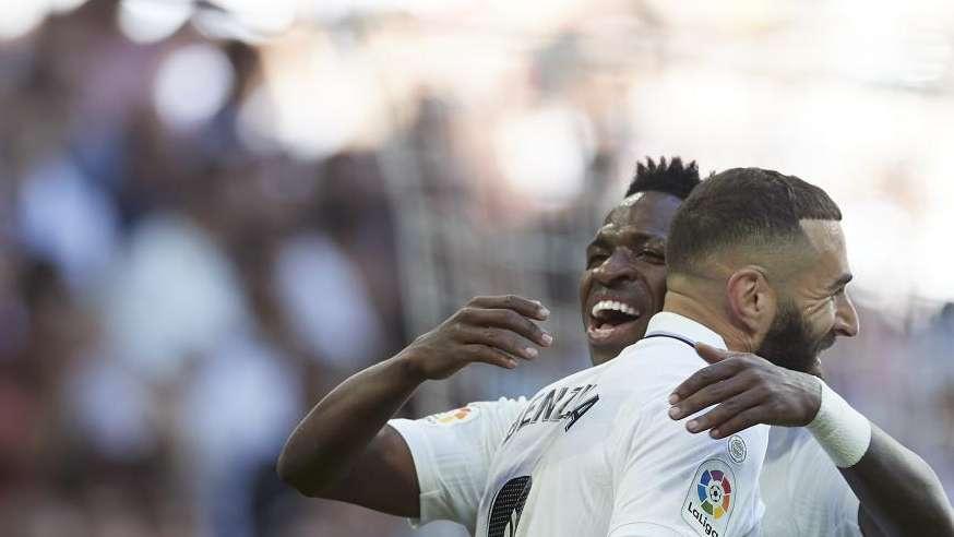 Benzema está de vuelta: primer 'hat-trick' de la temporada por la vía rápida