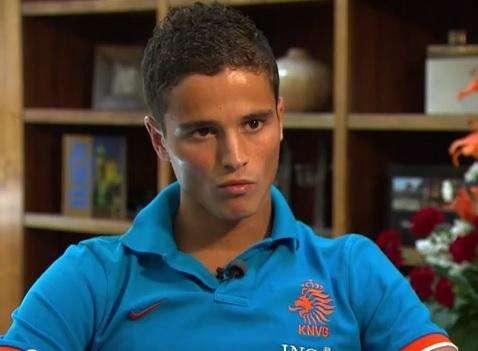 OFICIAL: Afellay, cedido al Olympiacos