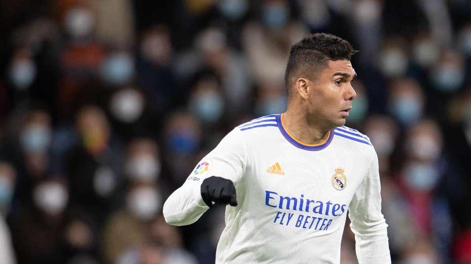 Casemiro marcó el primer gol y vio la amarilla: se pierde la visita al Pizjuán