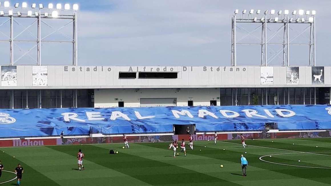 INFO BD | Varios equipos de Segunda División llaman a la puerta de un exgoleador de 'La Fábrica'