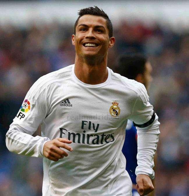 McGregor: "Cristiano me ha dicho que acaba de renovar con el Madrid"