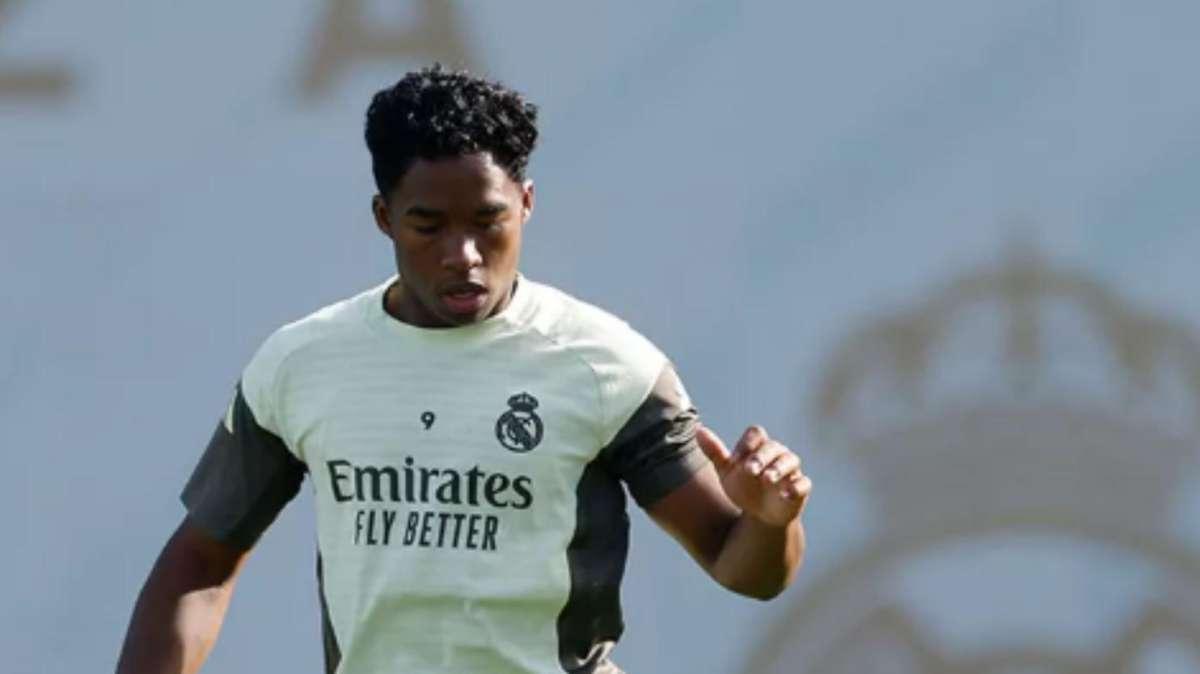 La cláusula que quiere incluir el Real Madrid por Endrick: el Lyon duda