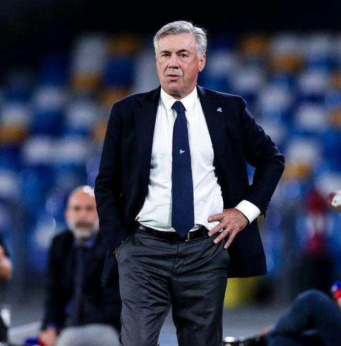 Revés para Ancelotti, uno de sus jugadores tendría un acuerdo con un rival directo