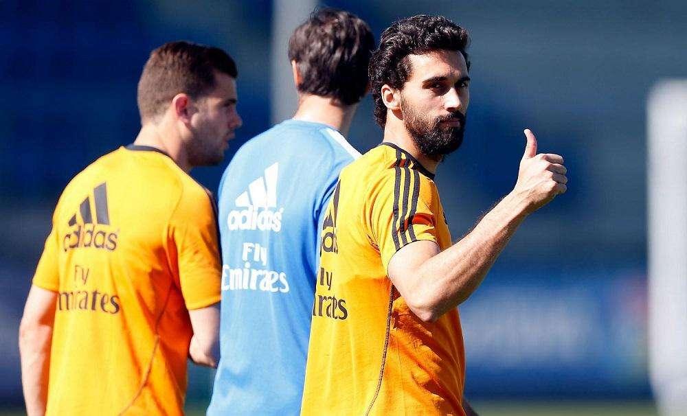 Benítez quiere a Arbeloa en el Nápoles