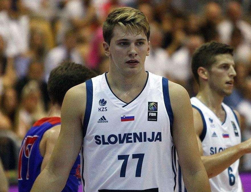 Luka Doncic se acuerda del Real Madrid: "Campeones" 