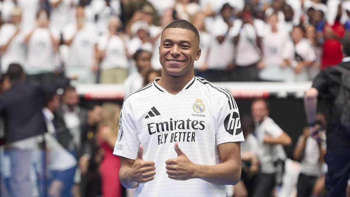 Ancelotti y el ambiente del vestuario tras el bombazo de Mbappé: "No hay reyes"