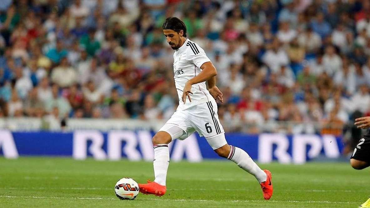 Daily Star: El Arsenal ofrece a Khedira 130.000 euros semanales