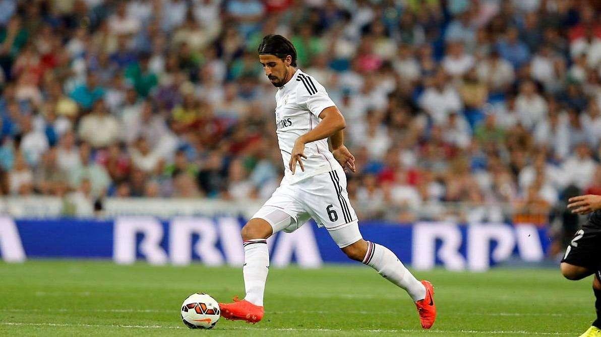 Daily Mail: El Madrid escuchará ofertas por Khedira