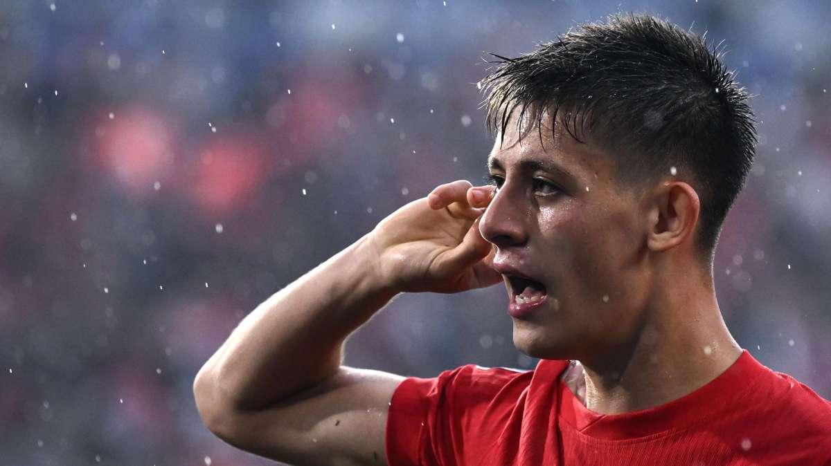 Arda Güler quiere derribar la puerta: "Está creciendo mucho físicamente"