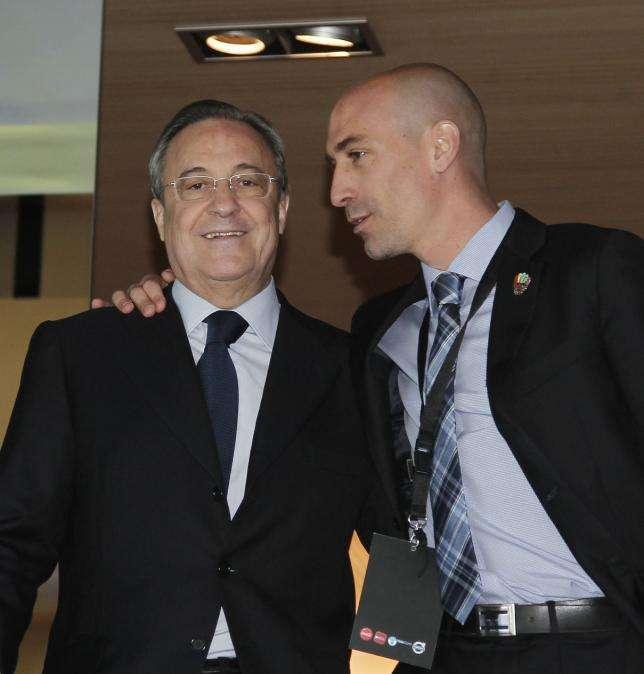 Florentino confía en Zidane: "Lo primero que voy a hacer es renovarle. Espero que se quede muchos años"