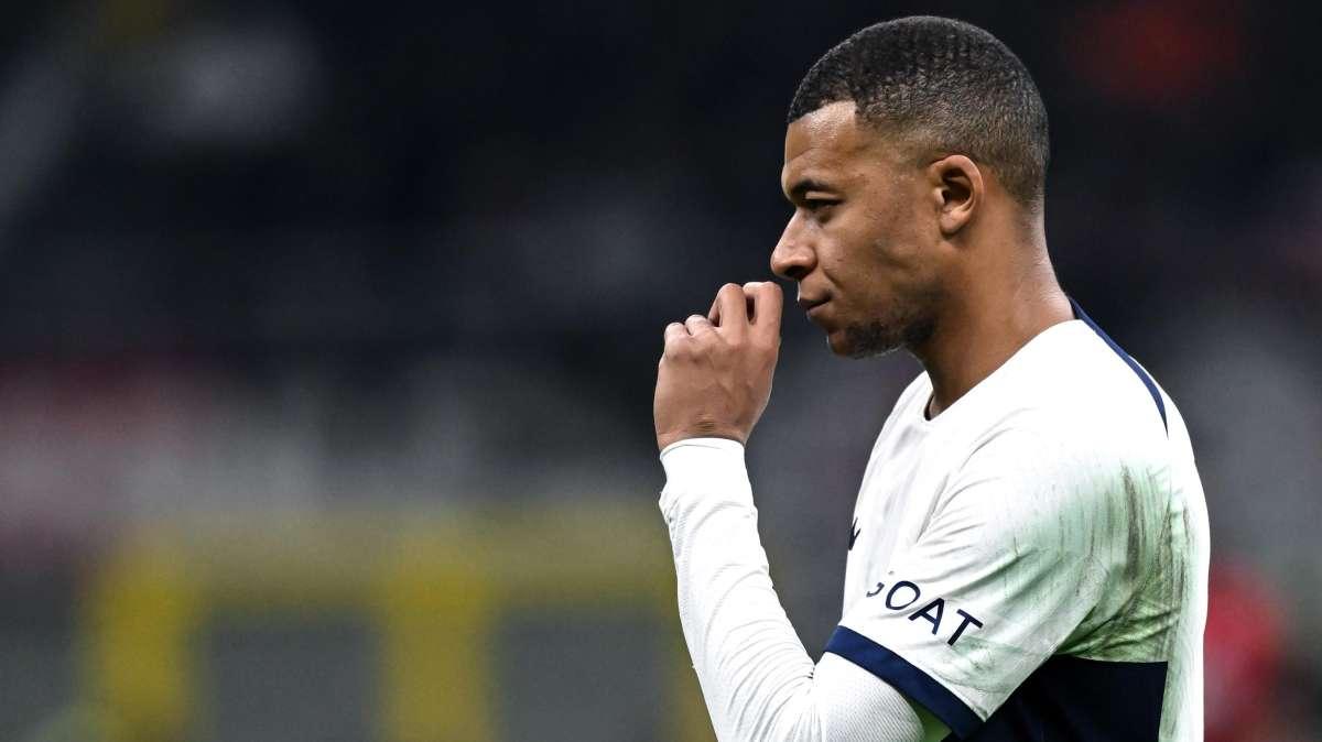 Pesadilla para Mbappé: otro palo de Luis Enrique y mensaje de los ultras del PSG