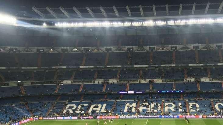 FOTO BD - Madrid y CSKA ya se ejercitan sobre un césped del Bernabéu, muy exigido: 10 días al máximo