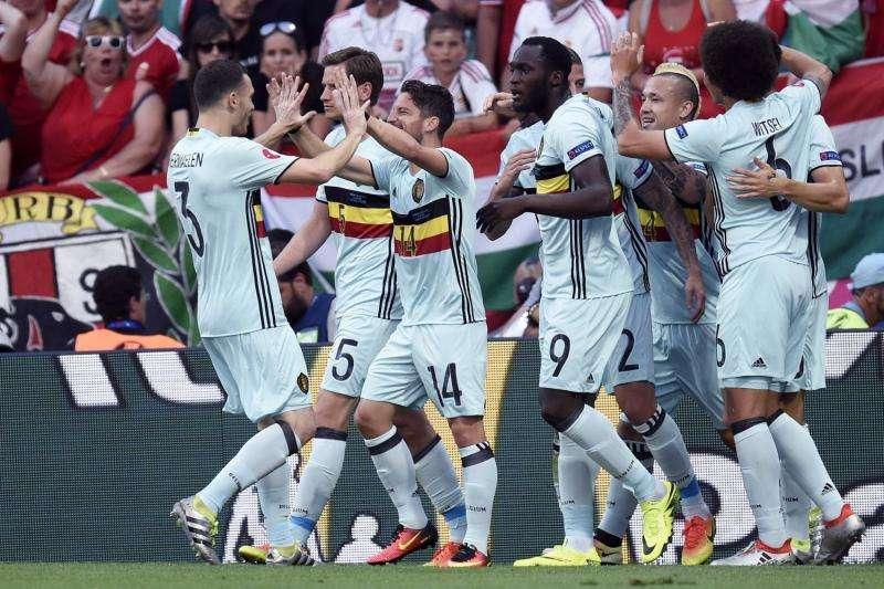 3 goles y 5 asistencias en el 'parón': un objetivo del Madrid para el lateral derecho muestra todo su potencial