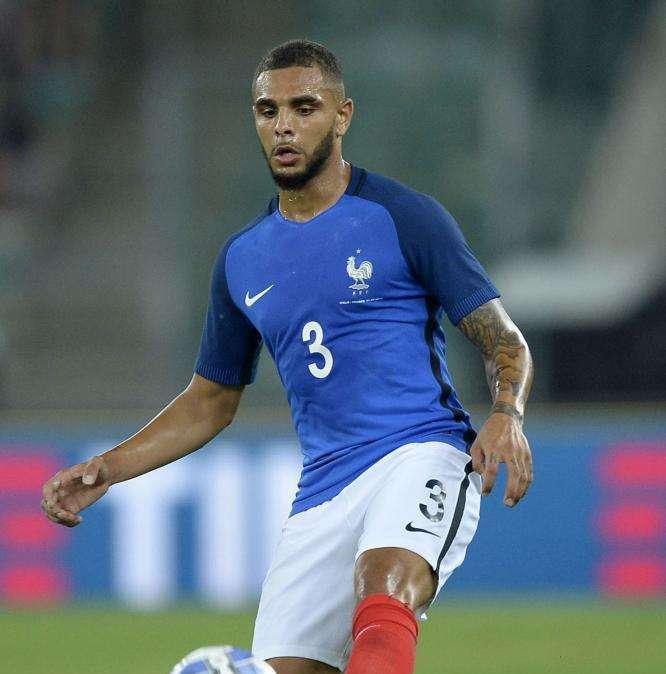 Kurzawa renueva cuatro temporadas con el PSG