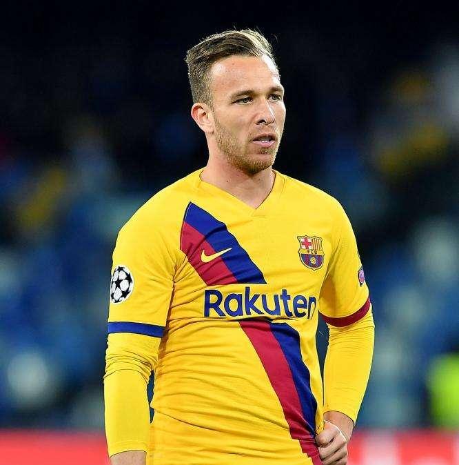 Fichajes, Arthur podría viajar a Turín tras el partido ante el Celta