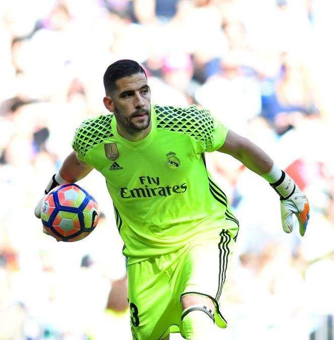 Casilla: "Un jugador nunca está satisfecho con lo que juega. Mi etapa en el Madrid..."