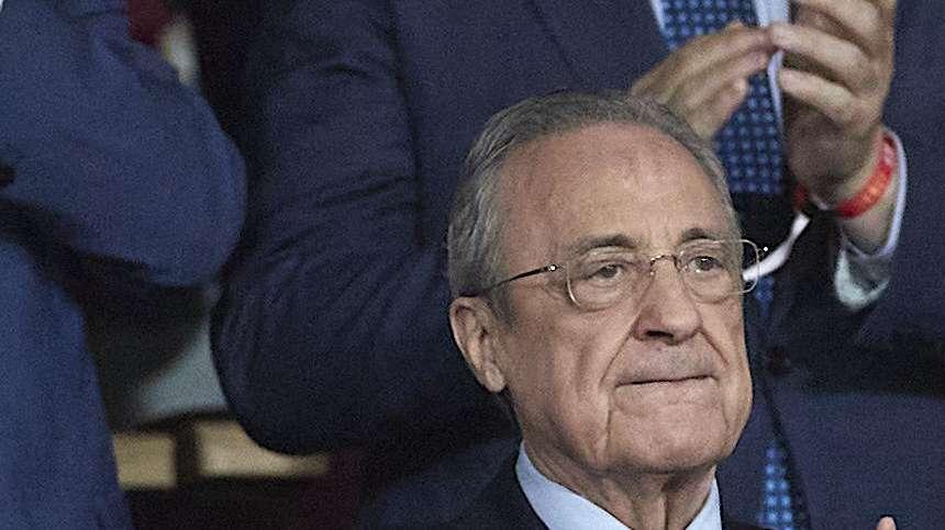 El Real Madrid vigiló anoche al lateral izquierdo del futuro