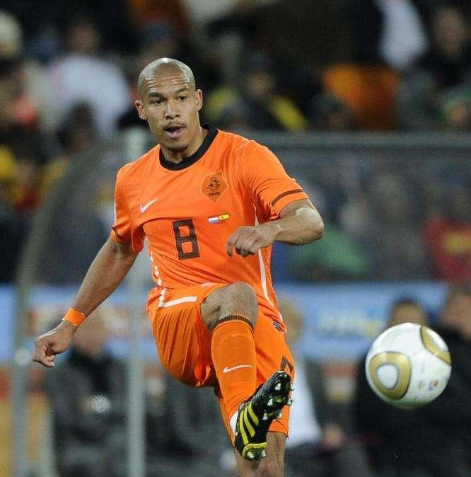 De Jong habla sobre su patada a Xabi Alonso: "Tuve suerte de que el árbitro fuera inglés"