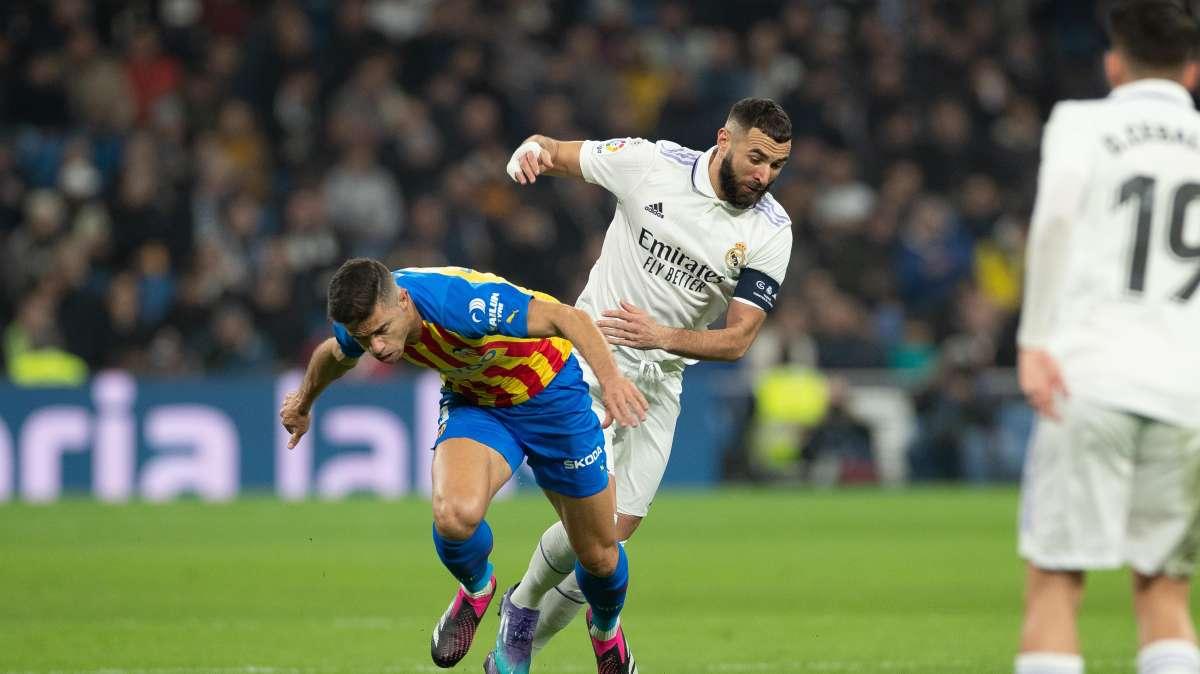 Gabriel Paulista se disculpa por su acción con Vinicius