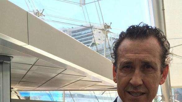 Valdano: "Cuando llegué al Madrid, Raúl quería volver al Atleti"
