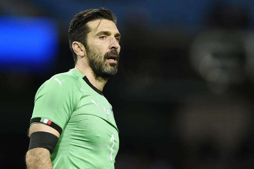 Le llegada de Buffon al PSG da un vuelco y ya se plantean otra alternativa para la portería