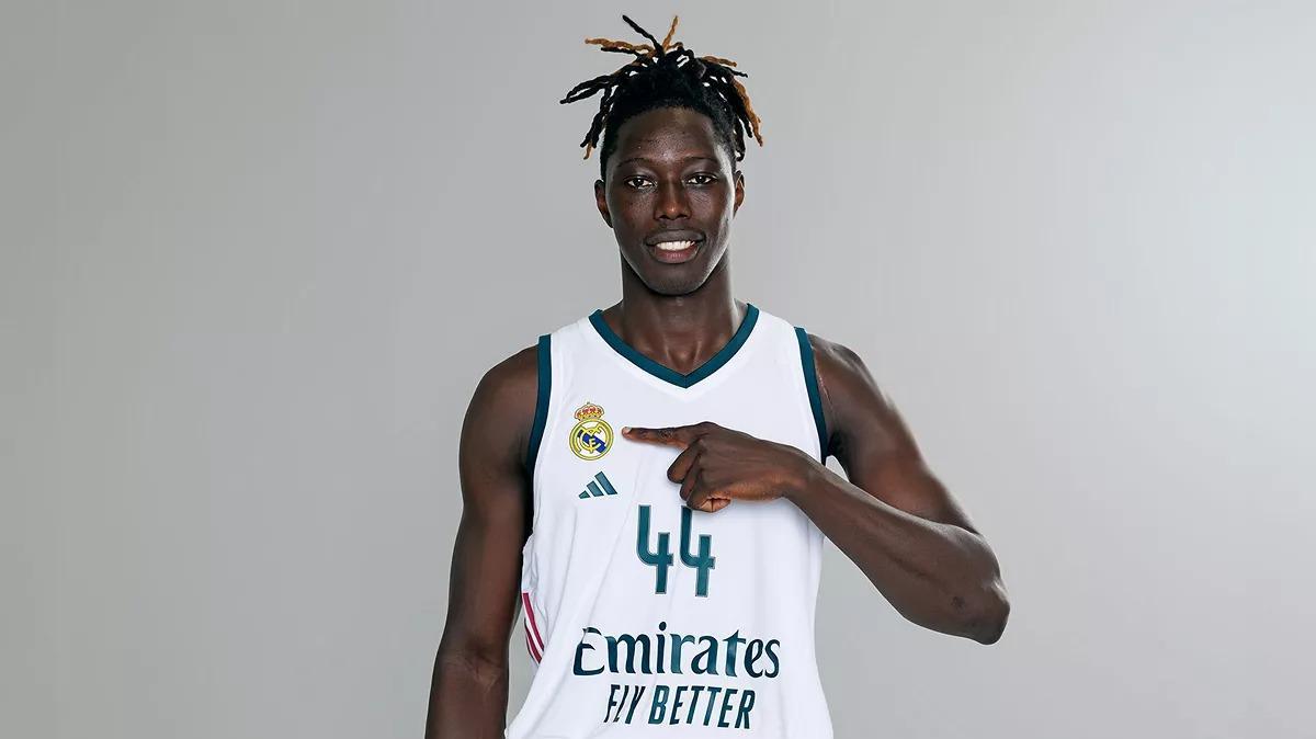 Eli Ndiaye es nuevo jugador del Real Madrid de baloncesto