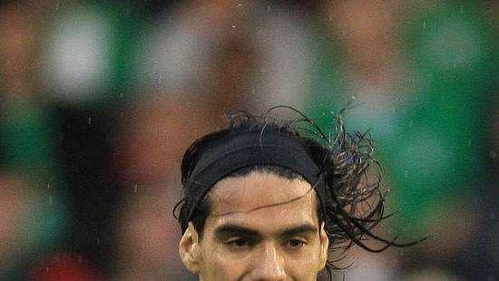 Daily Star: Falcao por Benzema