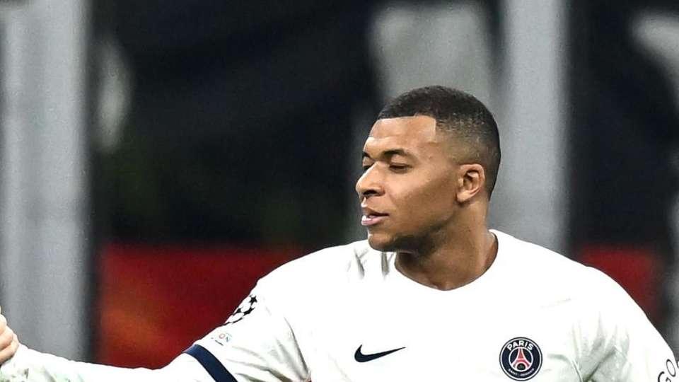 Mercado de fichajes en directo | Un bombazo en el Barça, oferta multimillonaria por Mbappé...