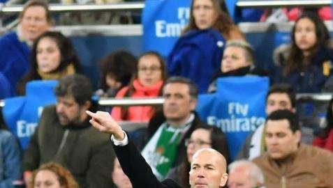 Zidane y el club se cansan de este jugador: en verano saldrá del Madrid 