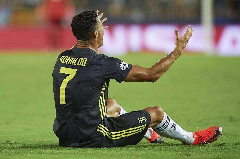 Bernardeschi: "Que Cristiano se pusiera a llorar en Mestalla dice mucho de su pasión; es el mejor, le prefiero antes que a Messi"