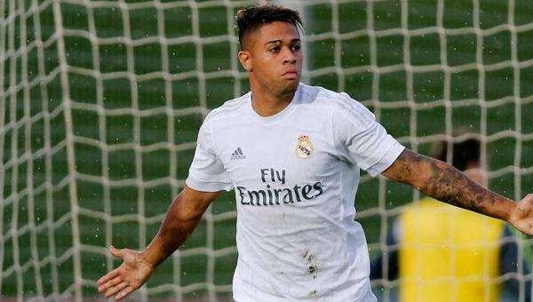 El Madrid blinda el futuro con Mayoral y Mariano