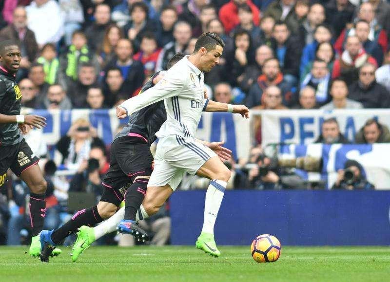 Mundo Deportivo: "El Madrid obligado a vencer y convencer ante el Betis" 