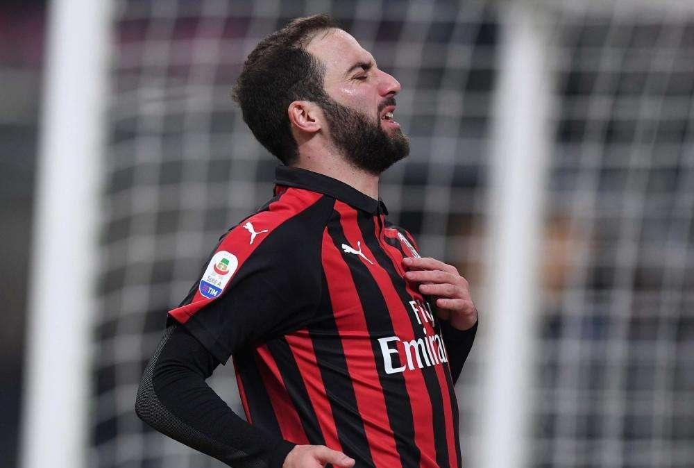 Higuaín no reemplazaría a Morata en el Chelsea hasta el mercado de verano