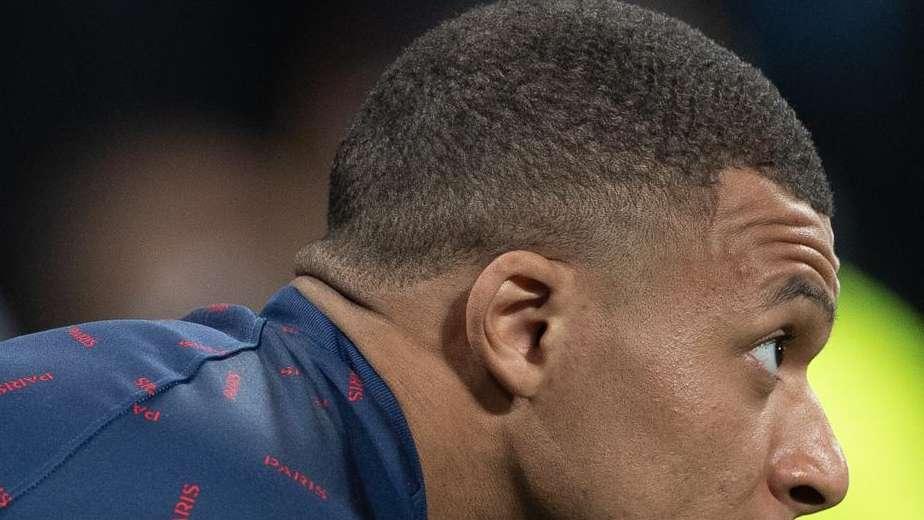 El misterioso 'me gusta' de la madre de Mbappé sobre el futuro de su hijo