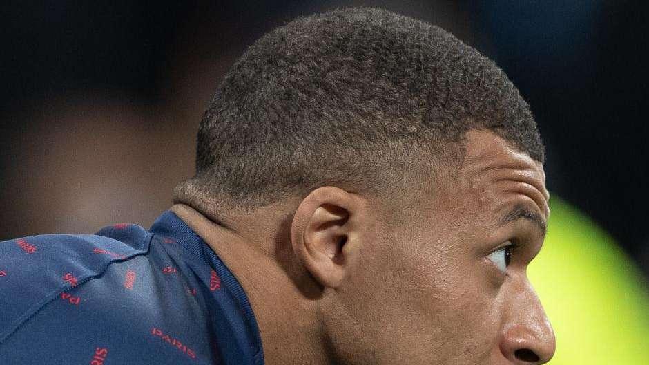El PSG prefiere vender a Mbappé en verano a cambio de otro futbolista