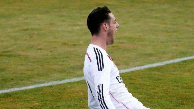 CRÓNICA: Barro, poco fútbol y robo al Castilla