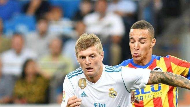GOL DE ESPAÑA - Golazo de Rodrigo desde el interior del área