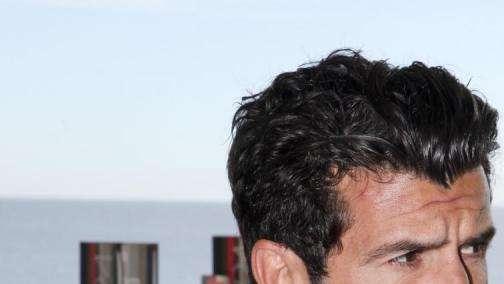 Figo: "Zidane sabe mejor que nadie lo que está pasando en su plantilla"