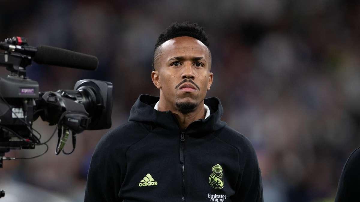 Militao: "No he hablado con Benzema por su lesión"