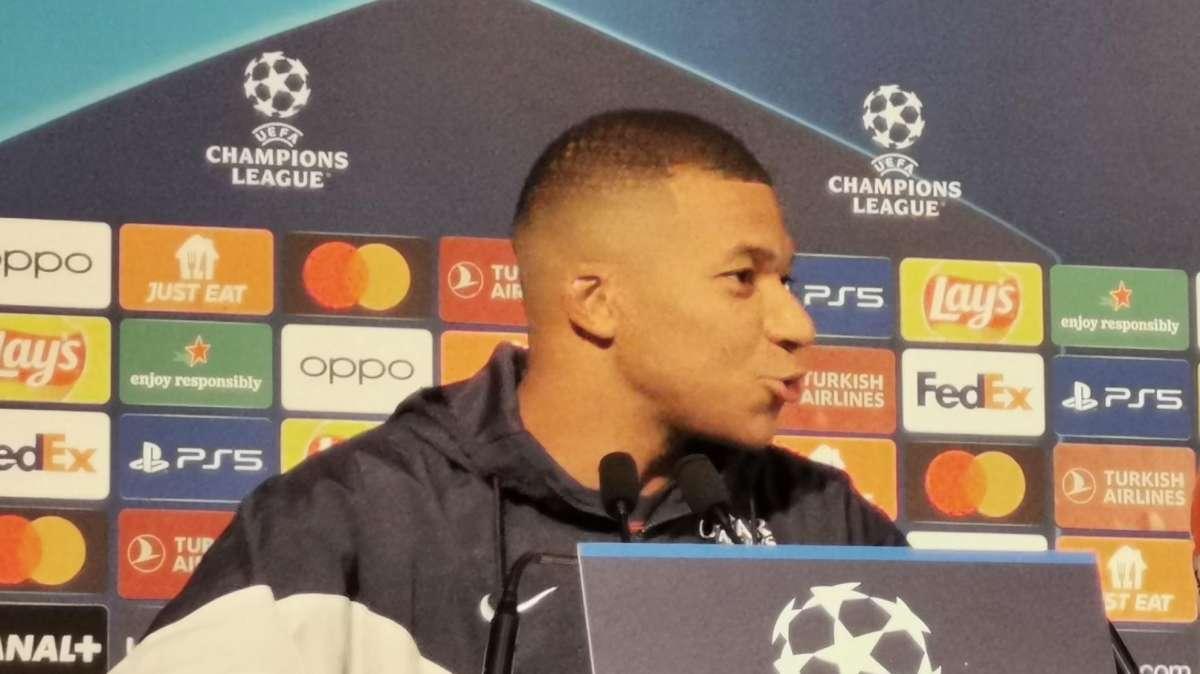 ¡OJO! El 'like' de la madre de Mbappé sobre el futuro de su hijo