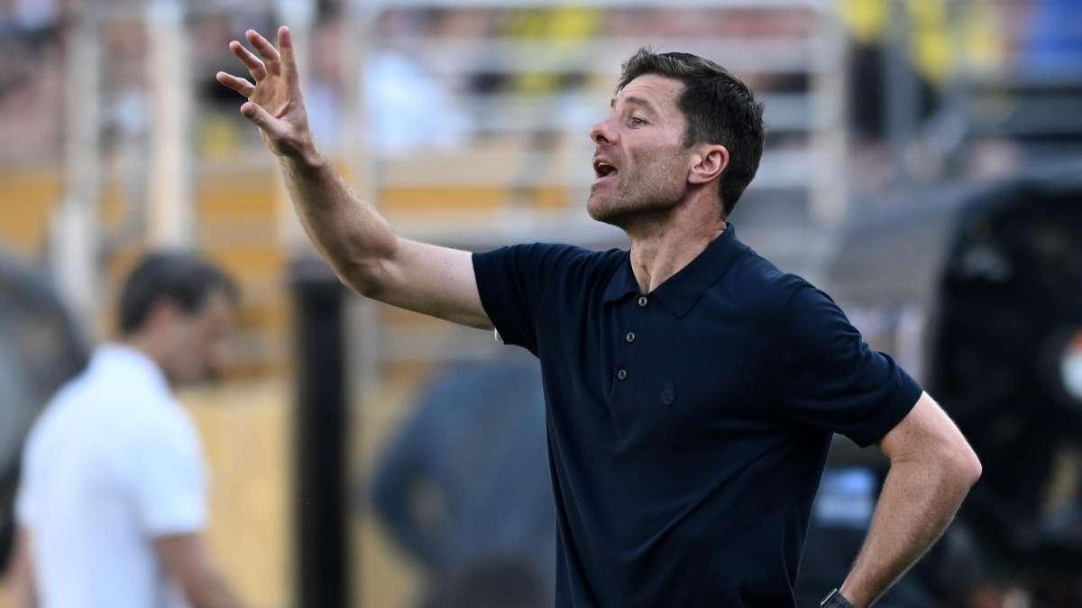 Xabi Alonso revolucionó el esquema y probó con cuatro delanteros
