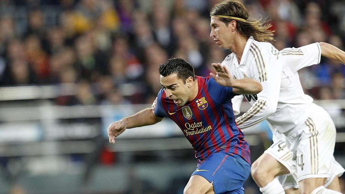 El Real Madrid volverá a jugar un clásico contra Xavi e Iniesta