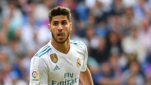 La peculiar molestia que ha dejado fuera a Asensio y causa las risas de Zidane