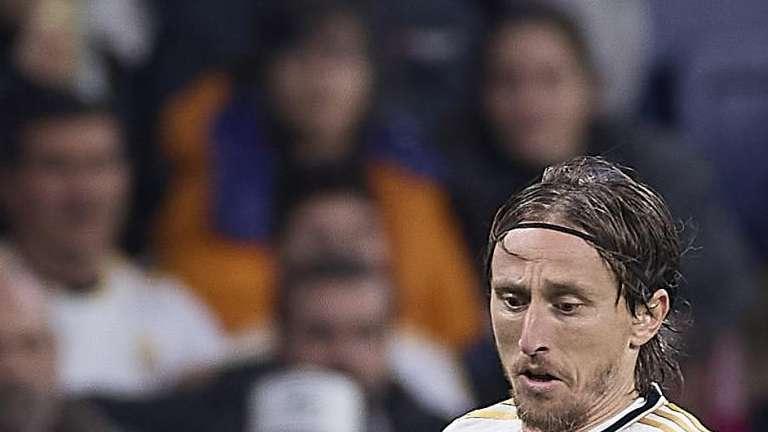CAMBIO EN EL REAL MADRID | Modric sustituye a Kroos
