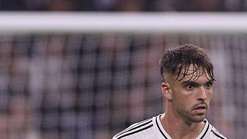 Asencio da la cara: la promesa que puede marcar el futuro del Real Madrid